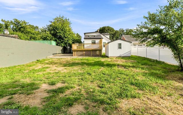25 THOMPSON AVE, Mount Ephraim, NJ 08059