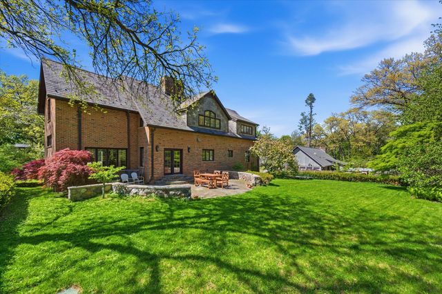 1041 Heather Way, Ann Arbor, MI 48104