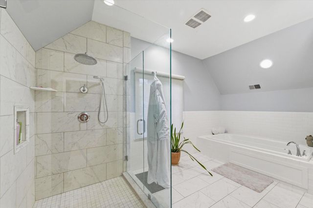 1041 Heather Way, Ann Arbor, MI 48104