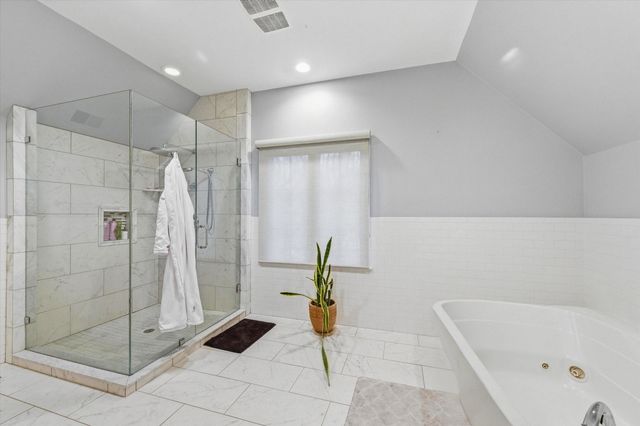 1041 Heather Way, Ann Arbor, MI 48104