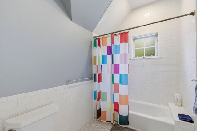 1041 Heather Way, Ann Arbor, MI 48104