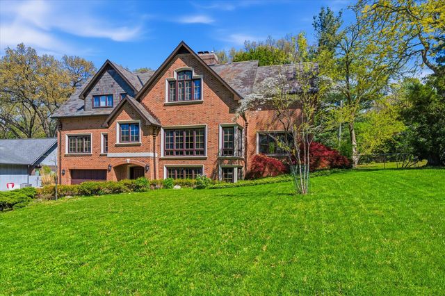 1041 Heather Way, Ann Arbor, MI 48104