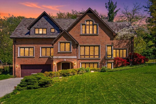 1041 Heather Way, Ann Arbor, MI 48104