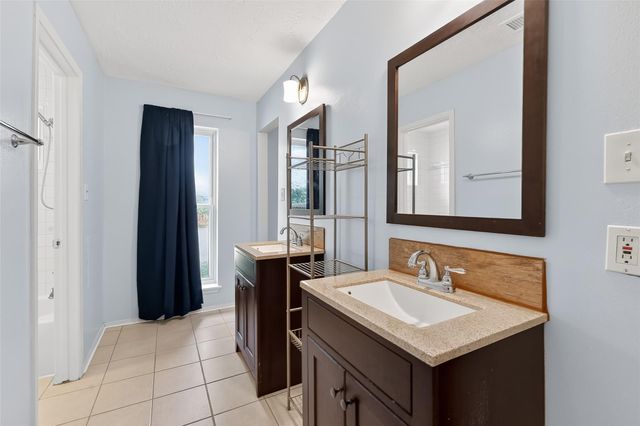 12514 Aste Lane, Houston, TX 77065