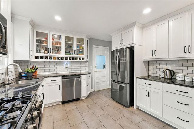 4514 W 62nd Terrace, Fairway, KS 66205