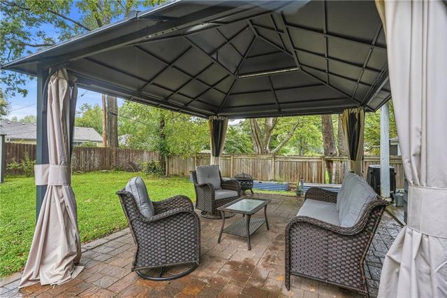 4514 W 62nd Terrace, Fairway, KS 66205