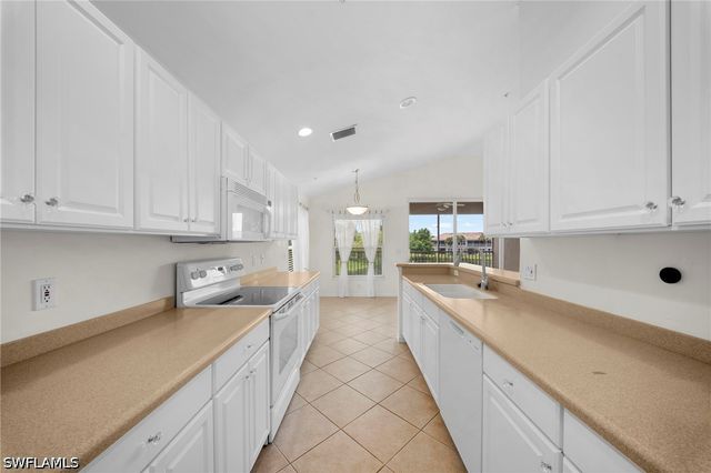 2612 Somerville LOOP 2206, Cape Coral, FL 33991