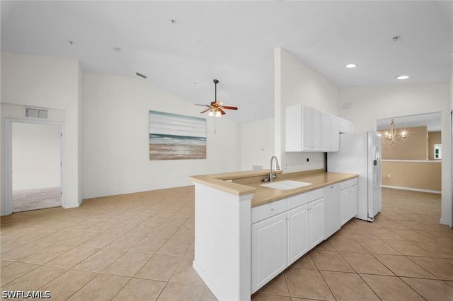 2612 Somerville LOOP 2206, Cape Coral, FL 33991