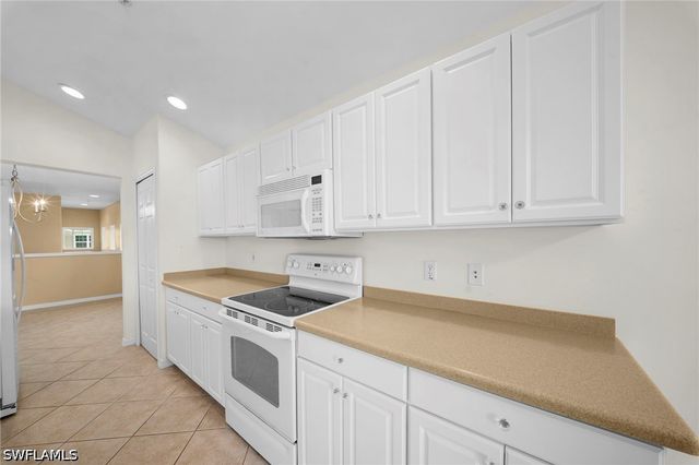 2612 Somerville LOOP 2206, Cape Coral, FL 33991