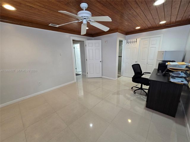 19261 SW 118th Ct, Miami, FL 33177