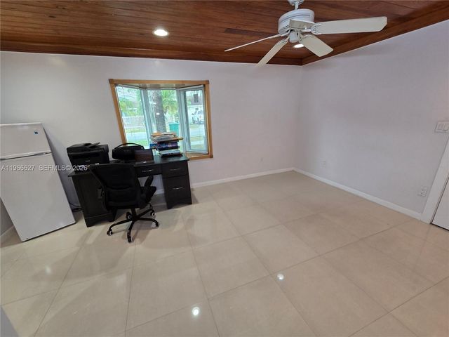 19261 SW 118th Ct, Miami, FL 33177