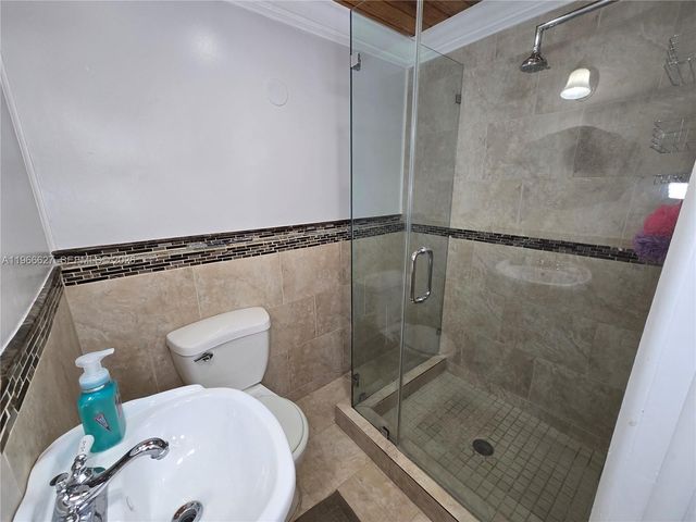 19261 SW 118th Ct, Miami, FL 33177