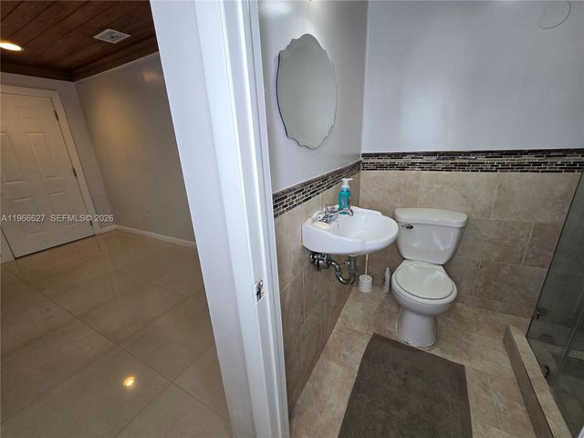 19261 SW 118th Ct, Miami, FL 33177