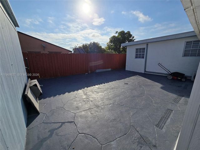 19261 SW 118th Ct, Miami, FL 33177