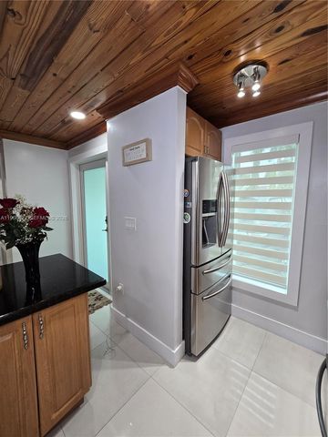 19261 SW 118th Ct, Miami, FL 33177