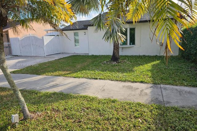 19261 SW 118th Ct, Miami, FL 33177