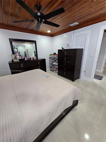 19261 SW 118th Ct, Miami, FL 33177