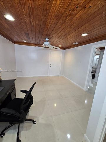 19261 SW 118th Ct, Miami, FL 33177