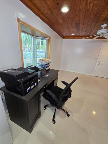 19261 SW 118th Ct, Miami, FL 33177