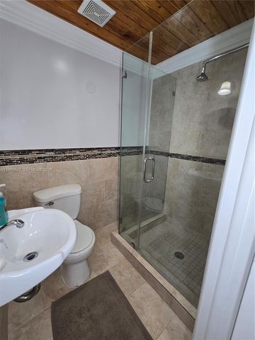 19261 SW 118th Ct, Miami, FL 33177