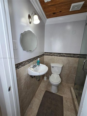 19261 SW 118th Ct, Miami, FL 33177