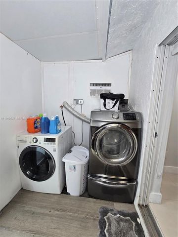 19261 SW 118th Ct, Miami, FL 33177