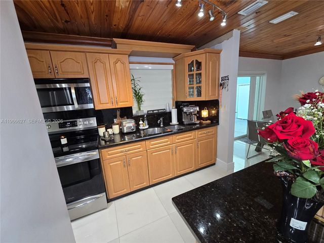 19261 SW 118th Ct, Miami, FL 33177