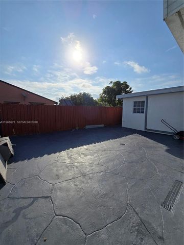 19261 SW 118th Ct, Miami, FL 33177