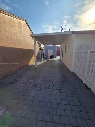 19261 SW 118th Ct, Miami, FL 33177