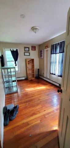 1020 Russell Rd, Westfield, MA 01085