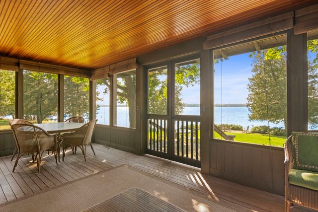 12908 Fairlane Drive, Rapid City, MI 49676