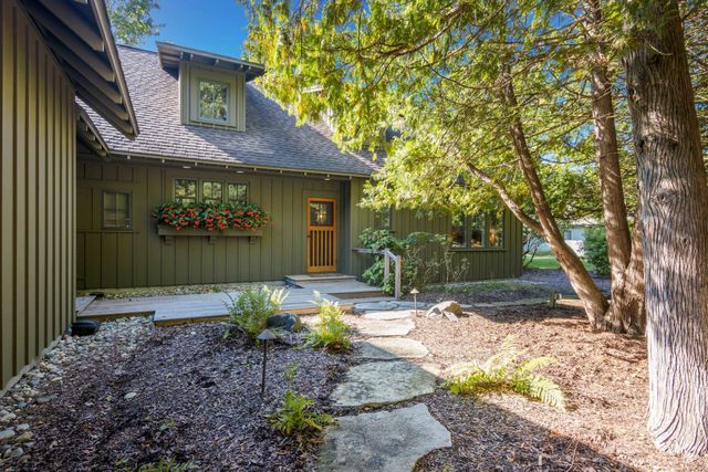 12908 Fairlane Drive, Rapid City, MI 49676