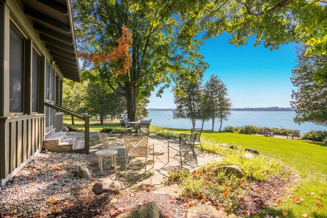 12908 Fairlane Drive, Rapid City, MI 49676