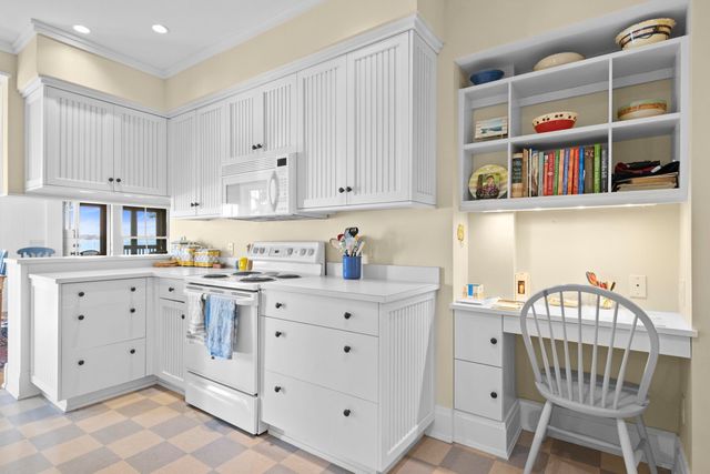 12908 Fairlane Drive, Rapid City, MI 49676