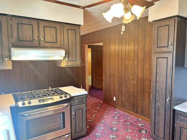 120 Southwest Drive, Harrisburg, IL 62946