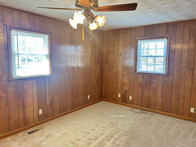 120 Southwest Drive, Harrisburg, IL 62946