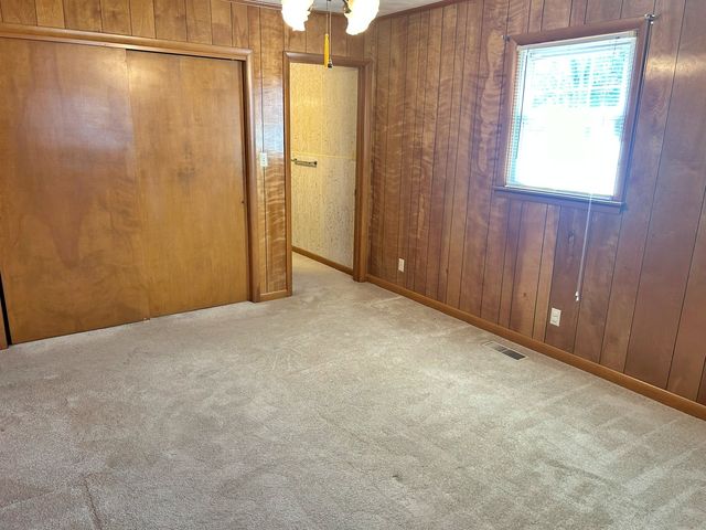 120 Southwest Drive, Harrisburg, IL 62946