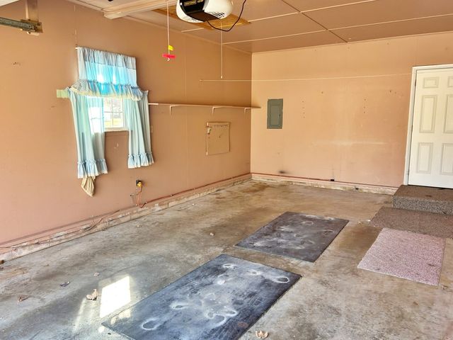 120 Southwest Drive, Harrisburg, IL 62946