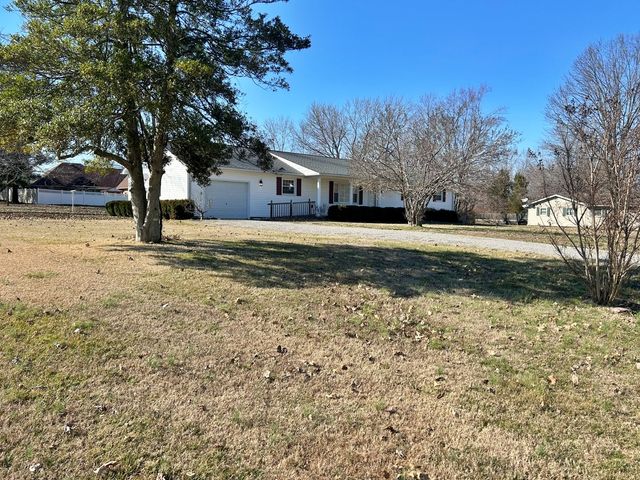 120 Southwest Drive, Harrisburg, IL 62946