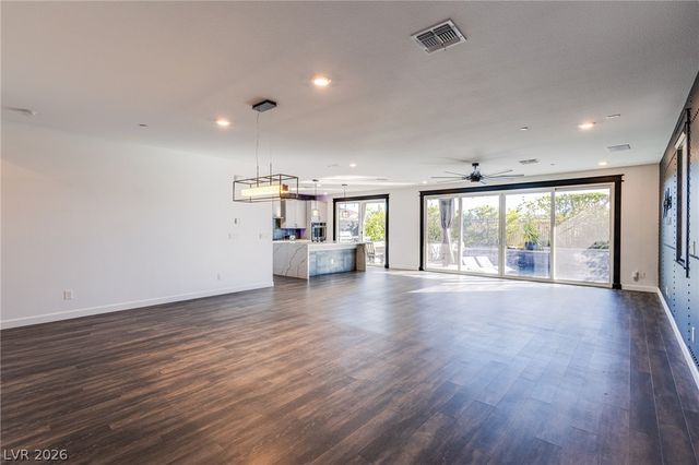2605 Tolmezzo Street, Henderson, NV 89044