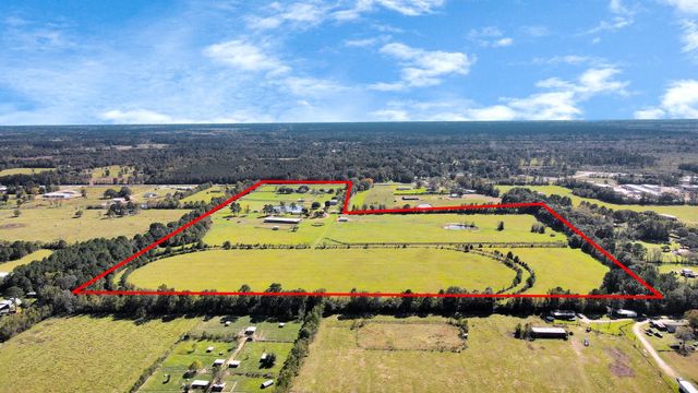 16076 Highway 105, Cleveland, TX 77327