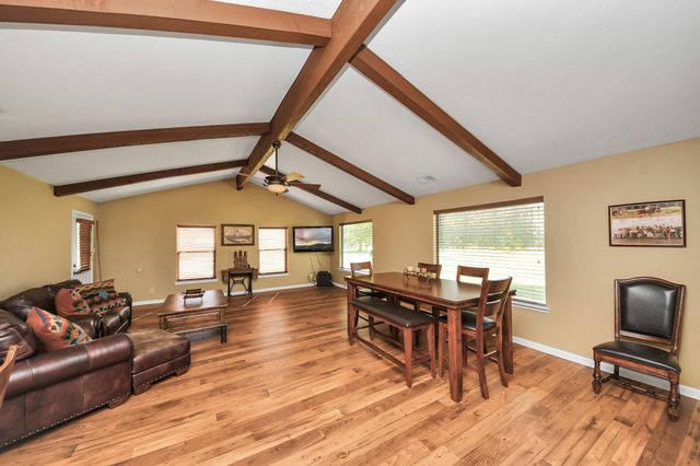 16076 Highway 105, Cleveland, TX 77327