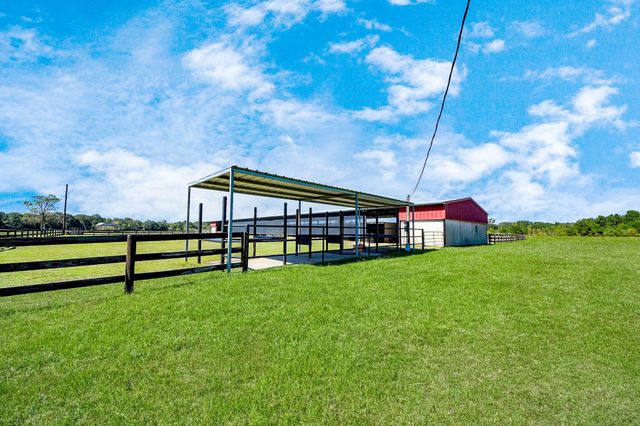 16076 Highway 105, Cleveland, TX 77327