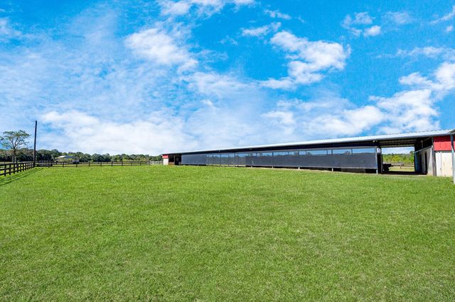 16076 Highway 105, Cleveland, TX 77327