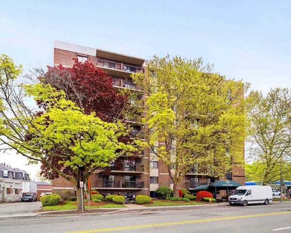164 Galen St 64, Watertown, MA 02472