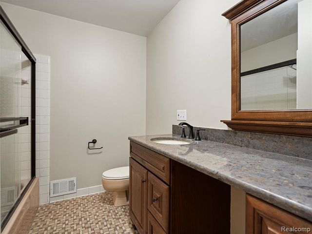 2273 Delano Road, Oxford, MI 48371