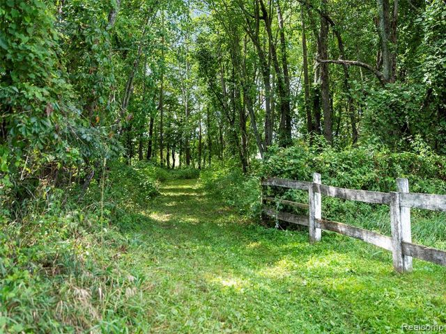 2273 Delano Road, Oxford, MI 48371