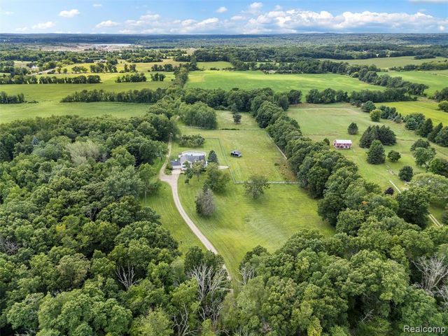 2273 Delano Road, Oxford, MI 48371