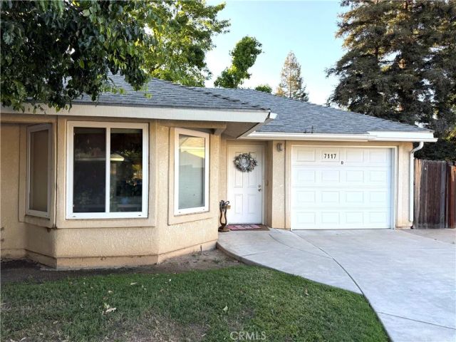 7117 N Antioch, Fresno, CA 93722