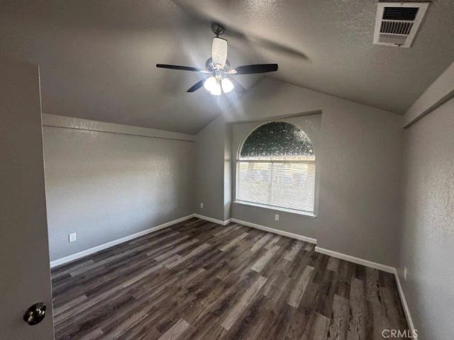 7117 N Antioch, Fresno, CA 93722
